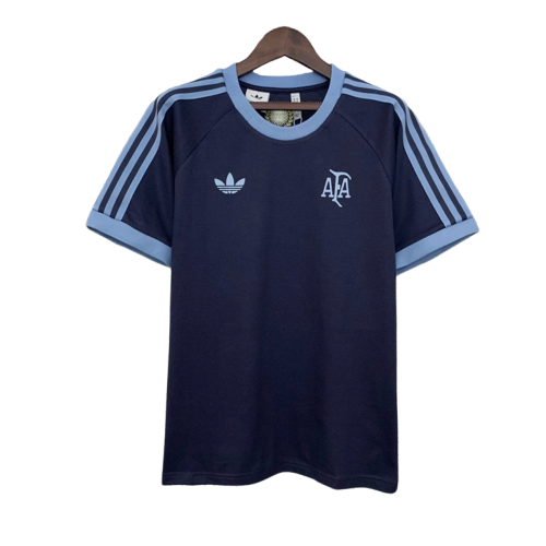 Camisa Argentina 25/26 Edição Casual - Azul Marinho - Versão Torcedor